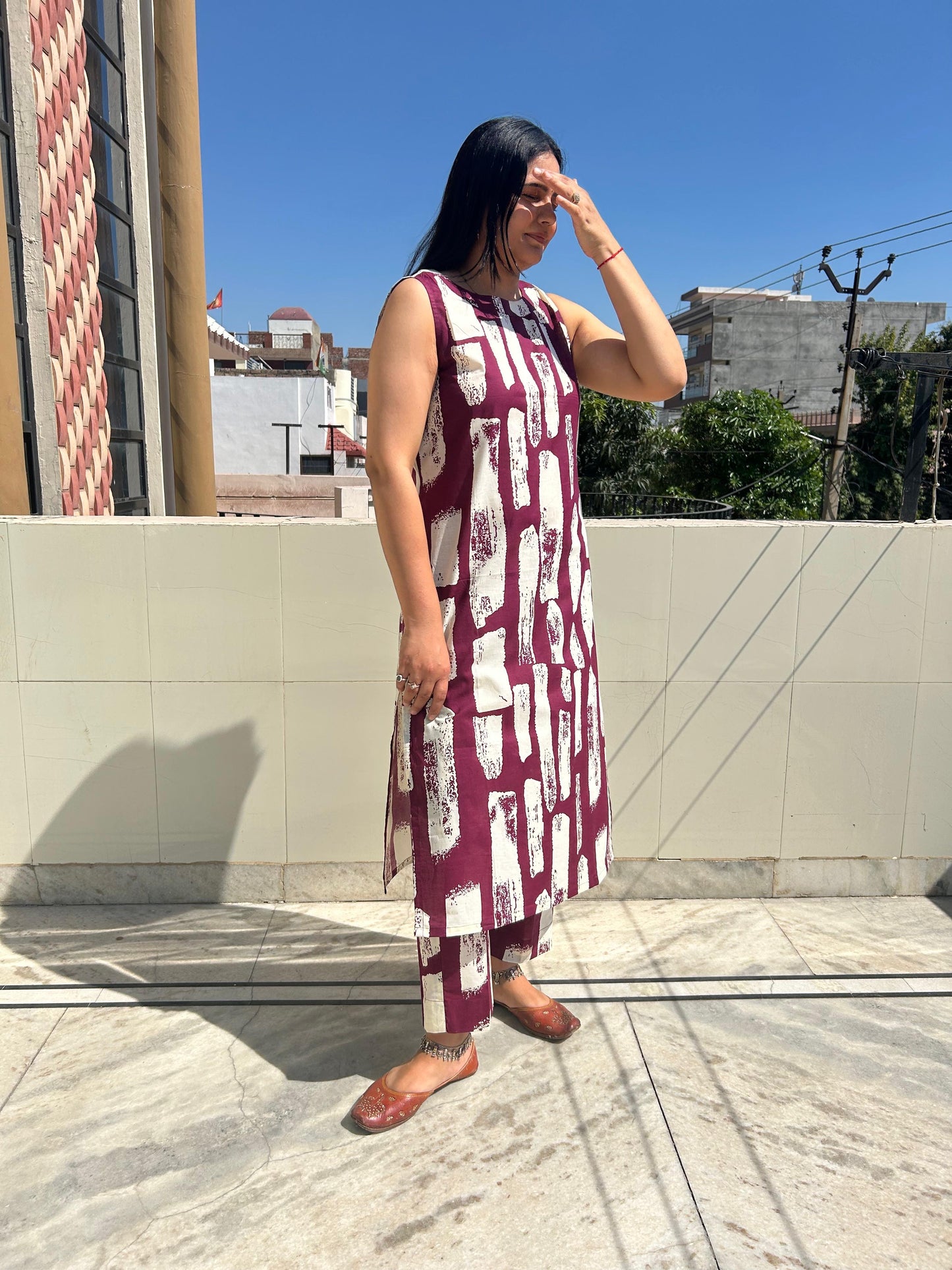 Maroon white Sleeveless Cotton Suit Set